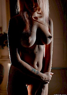 sexy Arteya shows you her hot body