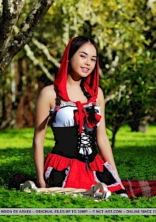hottie babe Li Moon dresses up as Little Red Riding Hood